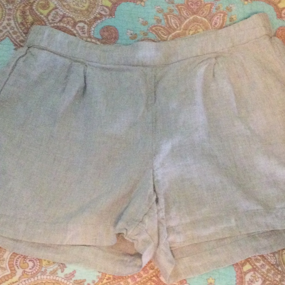 Vineyard vines linen shorts